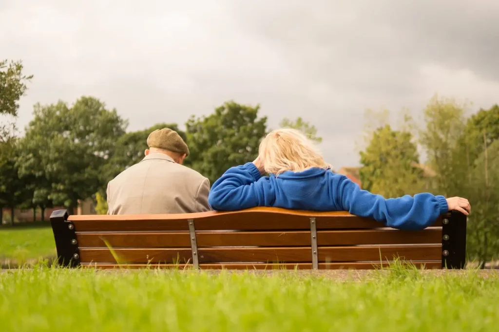 Retirement-Planning-Guide-From-Basics-to-Advanced-Tips