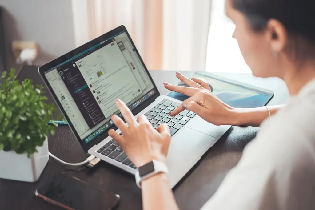 Ultimate-Guide-to-Earning-Money-Online-Proven-Methods