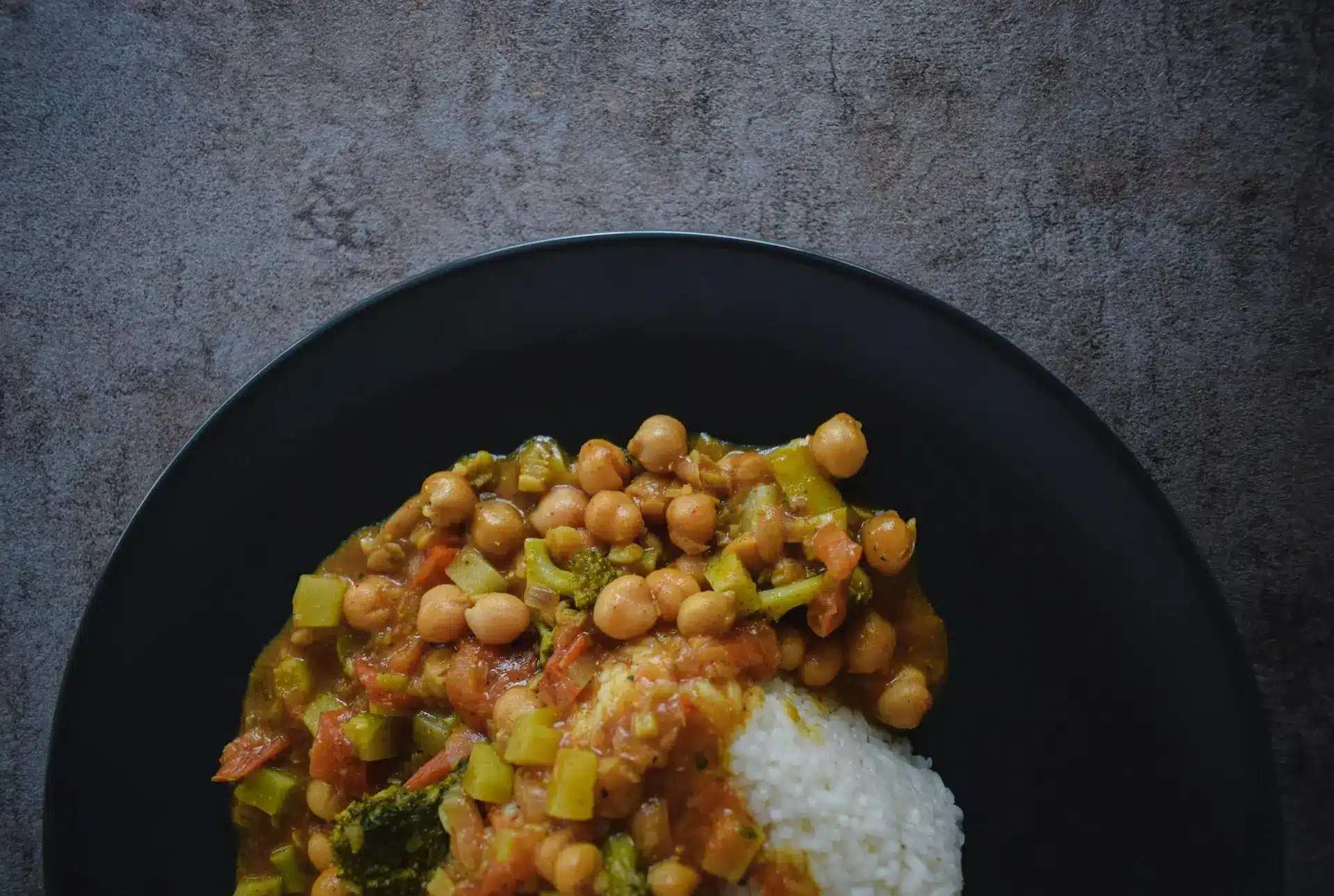 Chickpea curry with rice cheap dinner